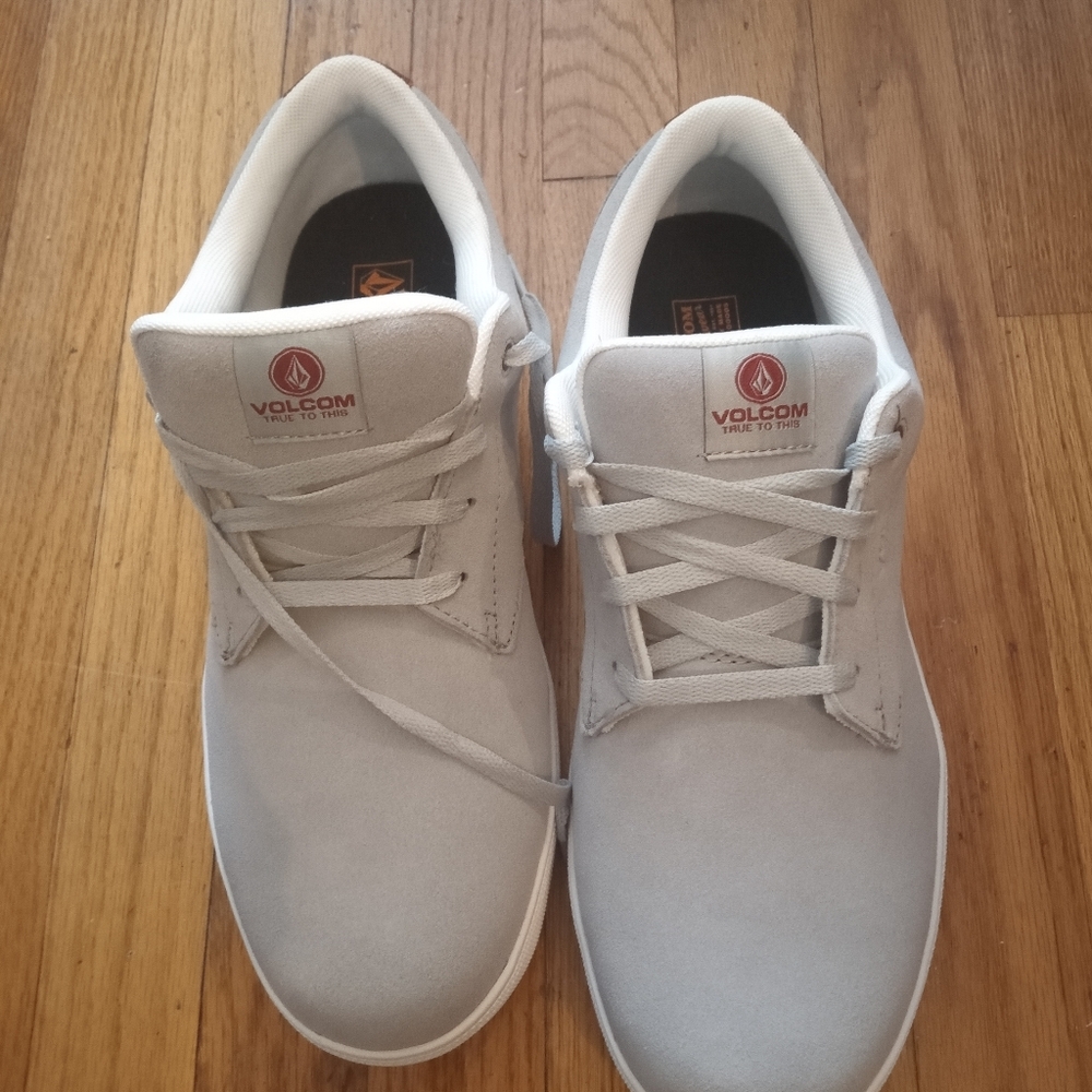 Men's Volcom work wear shoes size 11W